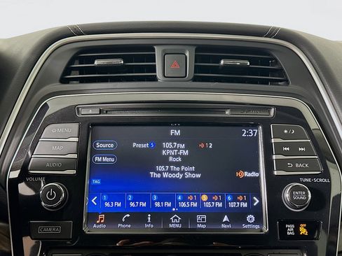 Used 2018 Nissan Maxima Platinum image 21