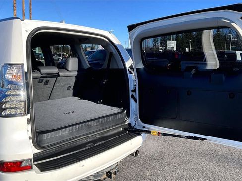 Used 2019 Lexus GX 460 Premium image 21