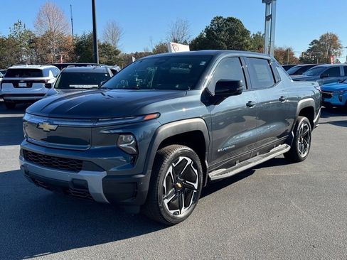 New 2026 Chevrolet Silverado EV LT image 6
