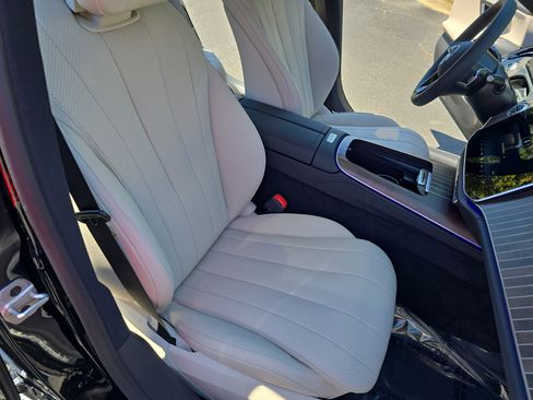 New 2026 Mercedes-Benz E 350 4MATIC Sedan image 10
