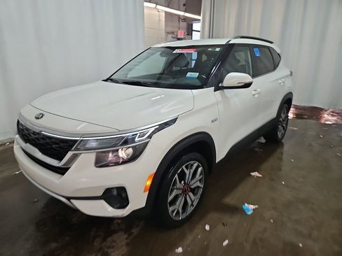 Used 2021 Kia Seltos S image 1