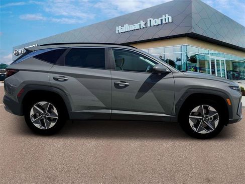 New 2026 Hyundai Tucson SEL image 9