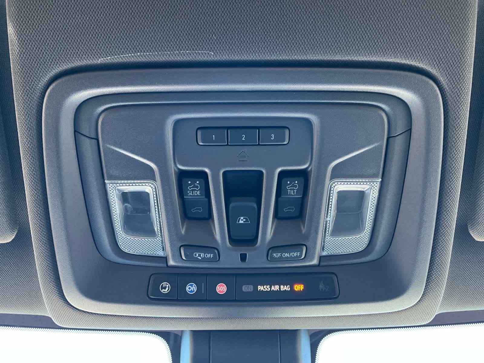 Used 2019 GMC Sierra 1500 SLT w/ SLT Premium Plus Package AWD/4WD image 19