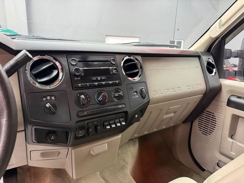 Used 2008 Ford F250 FX4 AWD/4WD image 11