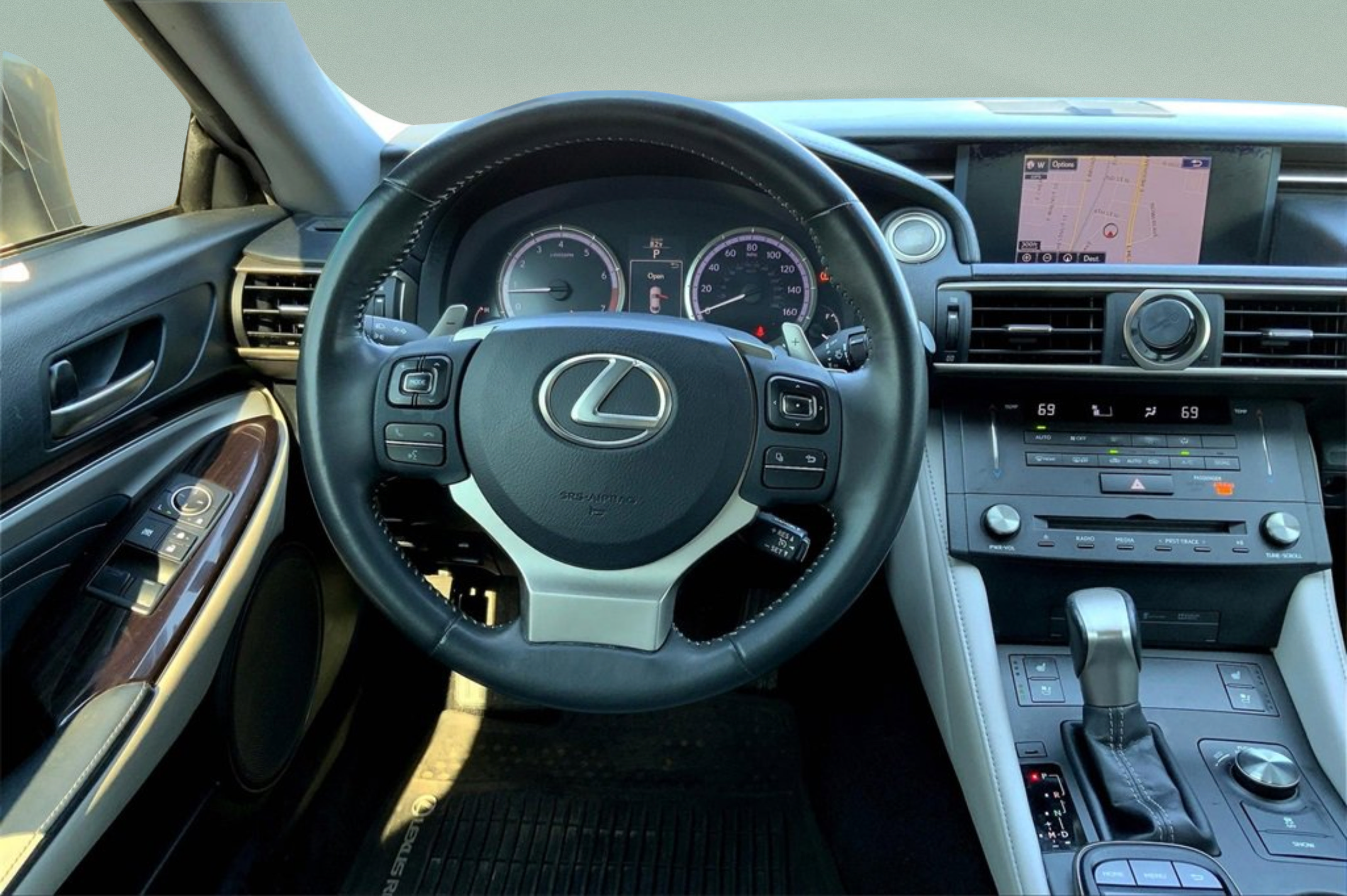Used 2015 Lexus RC 350 w/ Navigation System Package RWD image 8