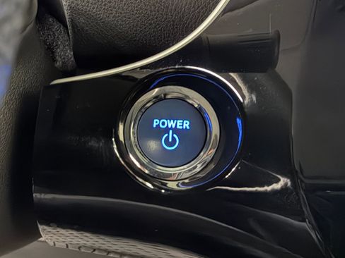 Used 2018 Toyota Prius One w/ Carpet Mat Package image 27