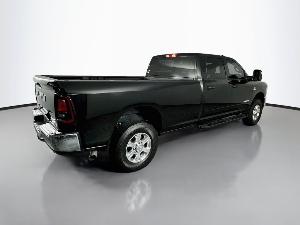 Used 2025 RAM 3500 Big Horn AWD/4WD image 7
