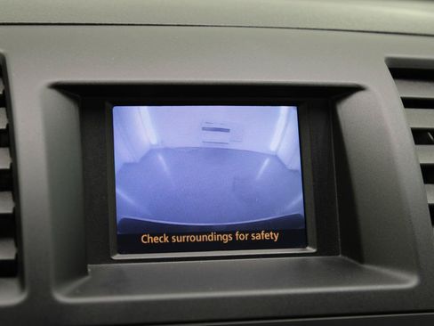 Used 2011 Toyota Highlander SE w/ Tow Pkg FWD image 60