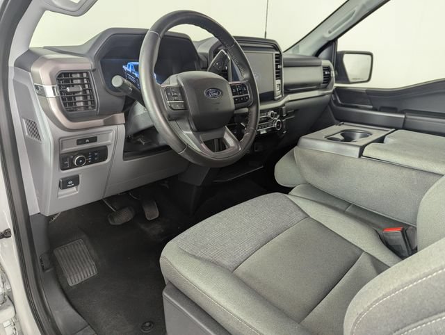 Used 2025 Ford F150 XLT w/ Equipment Group 301A Standard AWD/4WD image 17