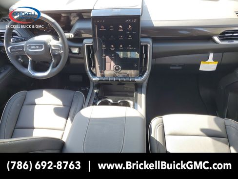 New 2026 GMC Yukon XL Elevation image 15