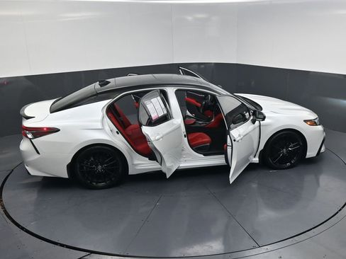 Used 2023 Toyota Camry XSE image 23