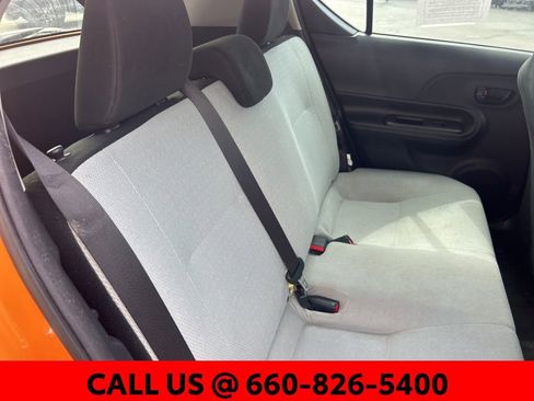 Used 2015 Toyota Prius C One image 7