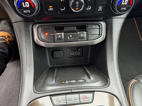 Certified 2023 GMC Acadia AT4 w/ Technology Package AWD/4WD image 34