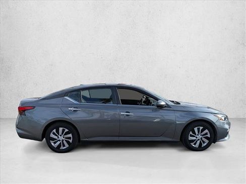 Used 2020 Nissan Altima 2.5 S image 4