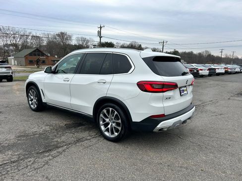 Used 2019 BMW X5 xDrive40i w/ Premium Package 2 AWD/4WD image 3
