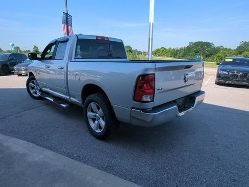 Used 2015 RAM 1500 Classic SLT AWD/4WD image 21