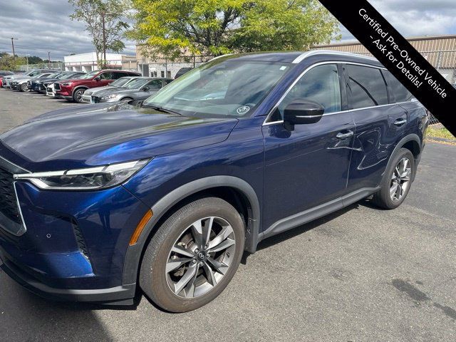 Certified 2023 INFINITI QX60 Luxe w/ Cargo Package AWD/4WD image 2