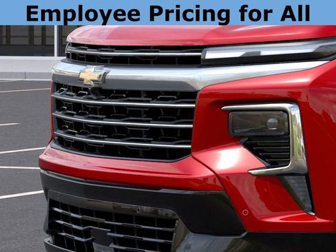 New 2026 Chevrolet Traverse High Country w/ LPO, Floor Liner Package image 25