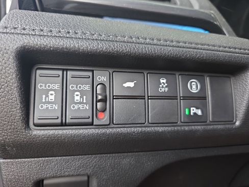 Used 2023 Honda Odyssey Elite image 21