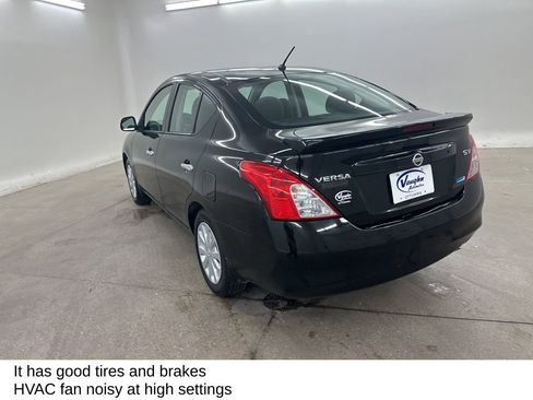 Used 2014 Nissan Versa SV image 9