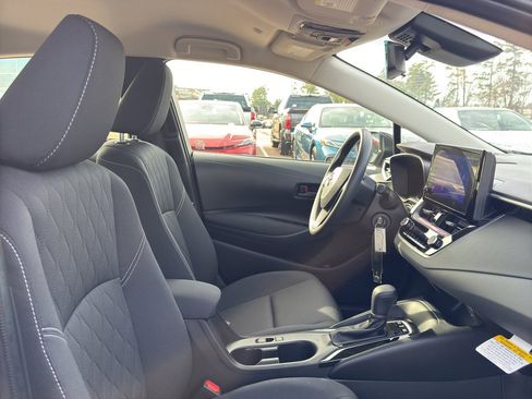 Used 2026 Toyota Corolla LE image 17