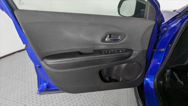 Used 2019 Honda HR-V Sport image 13