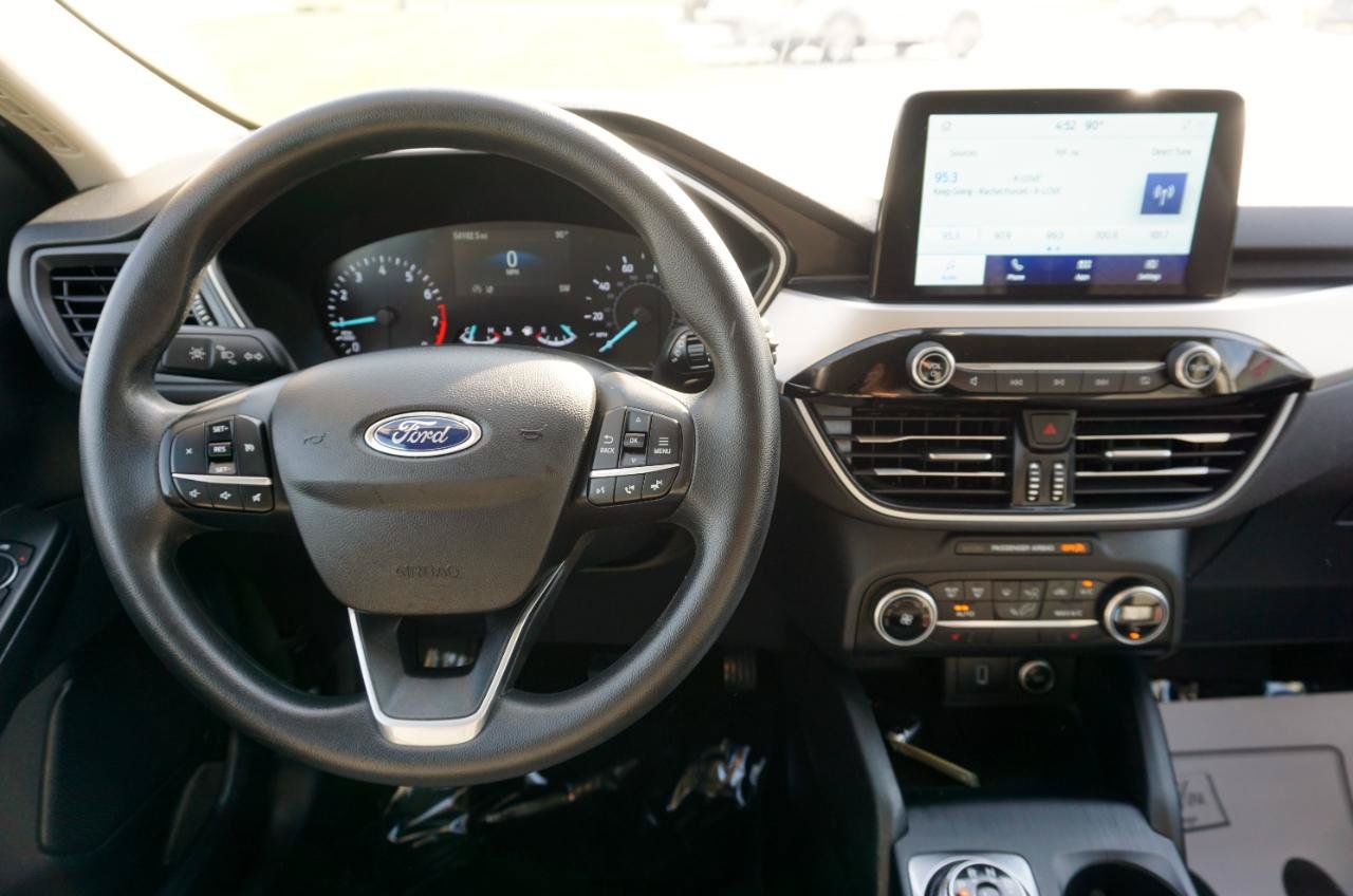 Used 2020 Ford Escape SE AWD/4WD image 9
