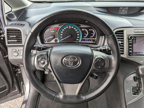 Used 2014 Toyota Venza Limited image 15