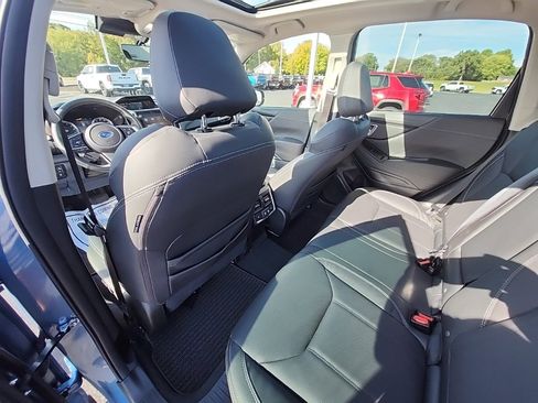 Used 2022 Subaru Forester Touring image 15