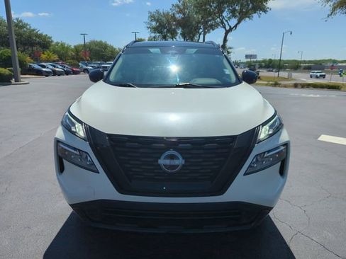 Certified 2023 Nissan Rogue SV w/ SV Premium B Package FWD image 15
