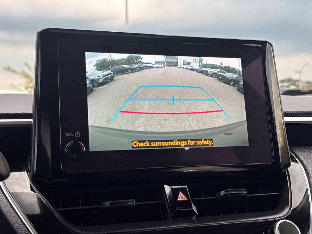 Used 2024 Toyota Corolla Cross LE w/ Moonroof Package AWD/4WD image 23