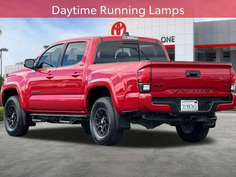 Certified 2021 Toyota Tacoma SR5 w/ Technology Package AWD/4WD image 8