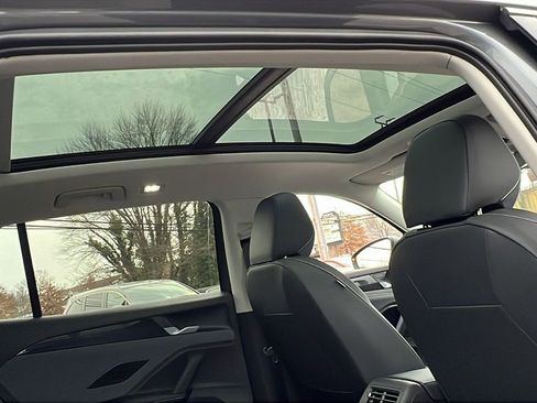 New 2026 Volkswagen Tiguan SE image 15