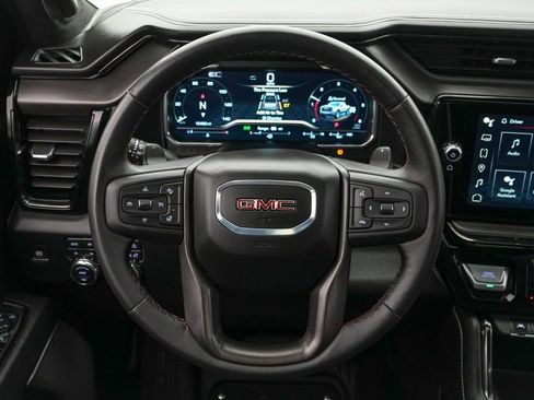 Used 2024 GMC Sierra 1500 AT4X image 15