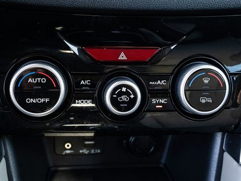 Used 2024 Subaru Forester Limited image 31