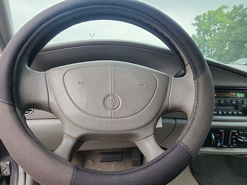Used 2004 Buick Century Custom FWD image 12