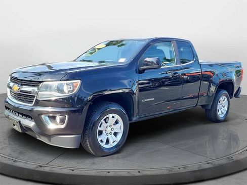 Used 2017 Chevrolet Colorado LT w/ LT Convenience Package AWD/4WD image 3
