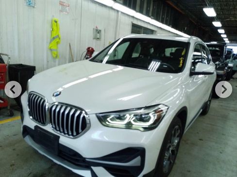 Used 2021 BMW X1 xDrive28i w/ Convenience Package AWD/4WD image 2