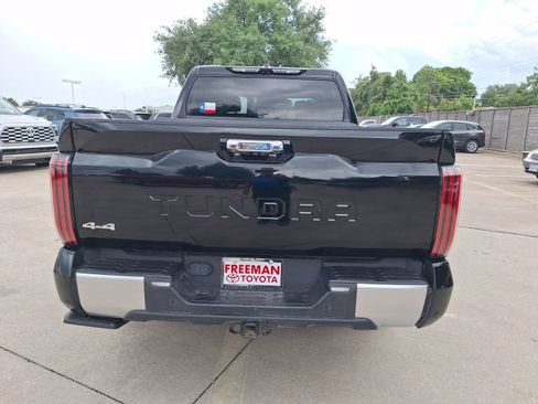 Used 2024 Toyota Tundra Limited AWD/4WD image 5