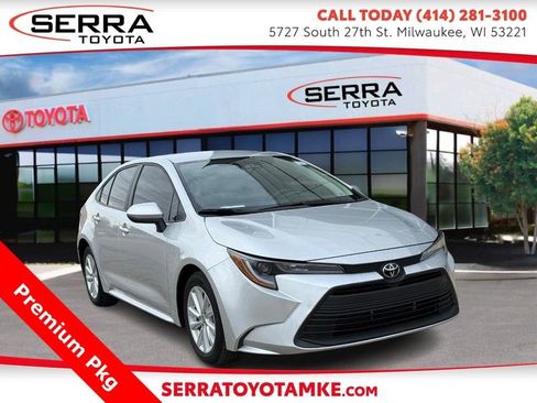 Used 2025 Toyota Corolla LE w/ LE Premium Package image 1