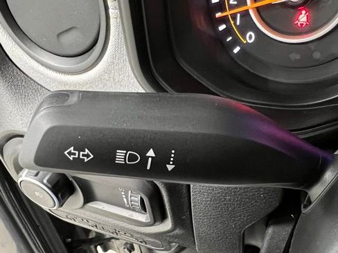 Used 2025 Jeep Wrangler Unlimited Sport AWD/4WD image 29