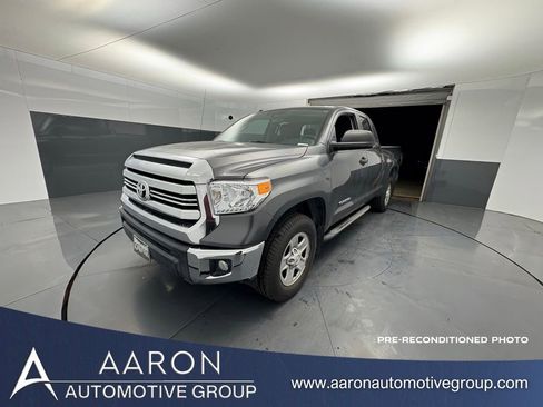 Used 2017 Toyota Tundra SR5 image 1