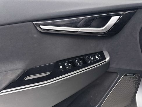 Certified 2023 Kia EV6 GT AWD/4WD image 30