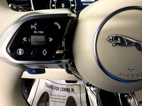 Certified 2026 Jaguar F-PACE R-Dynamic S AWD/4WD image 19