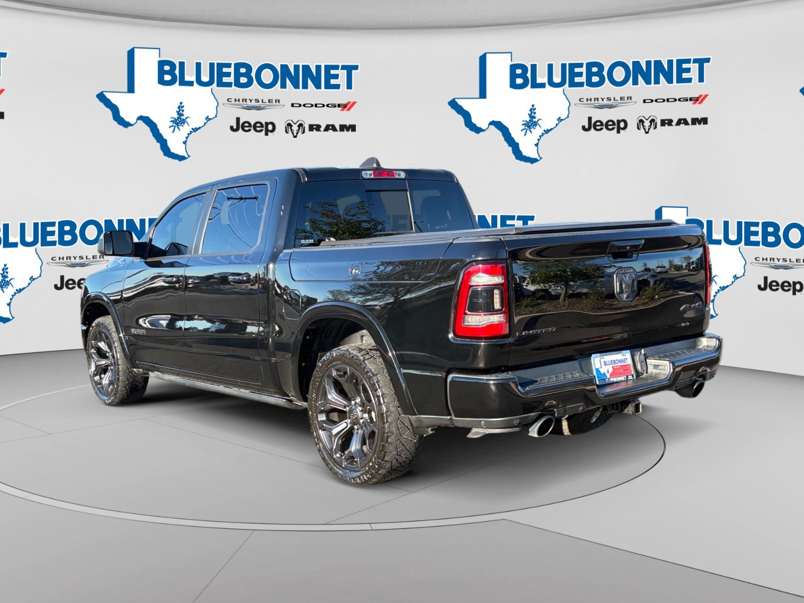 Certified 2020 RAM 1500 Limited w/ Black Appearance Package AWD/4WD image 7