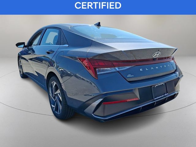 Certified 2025 Hyundai Elantra SEL FWD image 4
