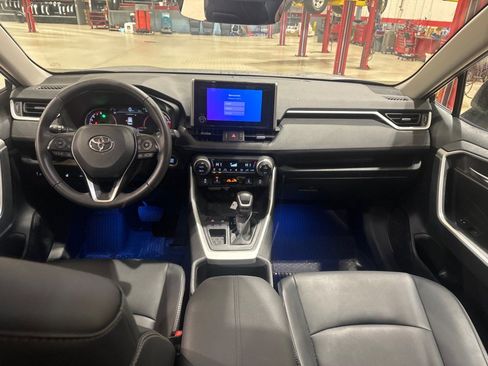 Used 2025 Toyota RAV4 XLE Premium w/ Weather Package FWD image 10