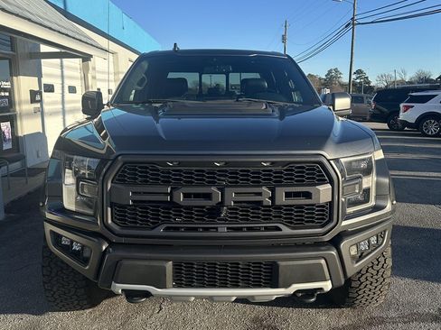 Used 2019 Ford F150 Raptor w/ Equipment Group 802A Luxury image 2