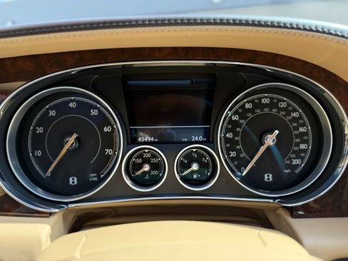 Used 2018 Bentley Flying Spur S V8 AWD/4WD image 27