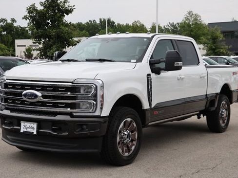 Used 2024 Ford F350 King Ranch AWD/4WD image 3